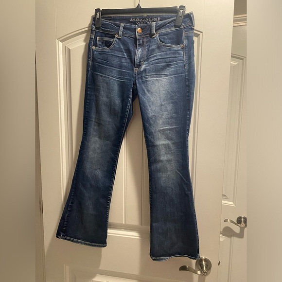 American Eagle Outfitters Denim - American eagle flare leg jeans super stretch size 10 short like new